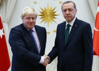 epa05558366 A handout picture provided by the Turkish President's press office on 27 September 2016 shows British Foreign Secretary Boris Johnson (L) during his meeting with Turkish President Recep Tayyip Erdogan (R), in Ankara, Turkey, 27 September 2016. Johnson is on a three-day visit to Turkey for talks with Turkish officials, including Turkish President Recep Tayyip Erdogan.  EPA/TURKISH PRESIDENT PRESS OFFICE/HAKAN GOKTEPE/HANDOUT  HANDOUT EDITORIAL USE ONLY/NO SALES