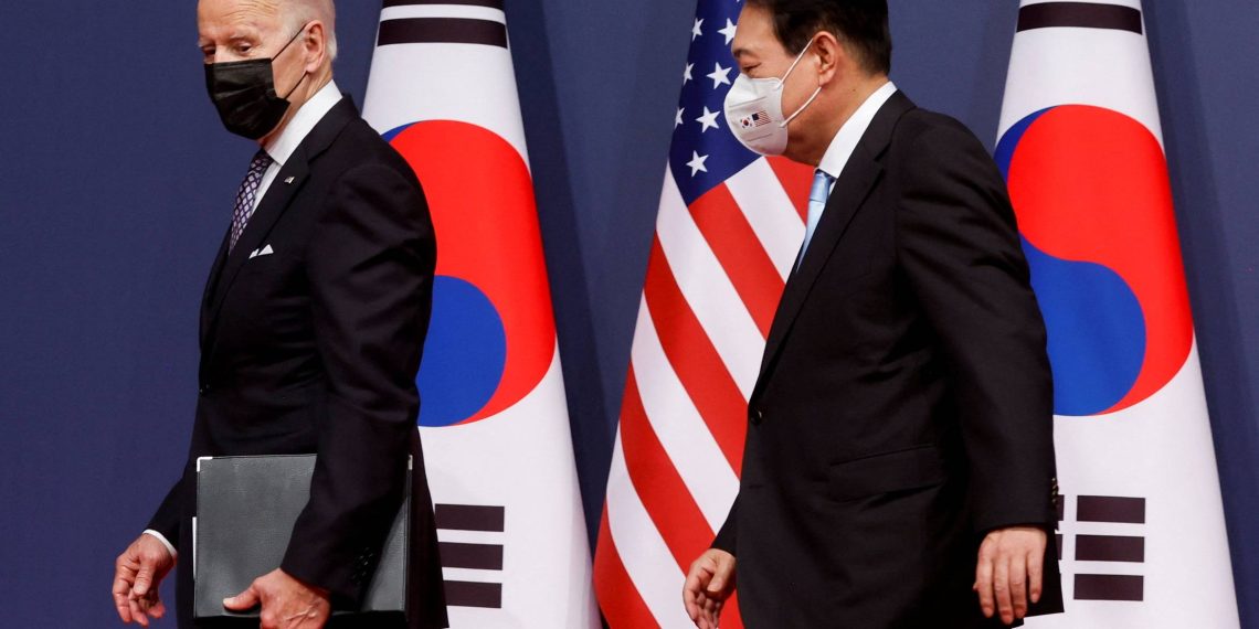 U.S. President Joe Biden and his South Korean counterpart Yoon Suk-youl leave after a joint news conference at the People's House in Seoul, South Korea, May 21, 2022. REUTERS/Jonathan Ernst