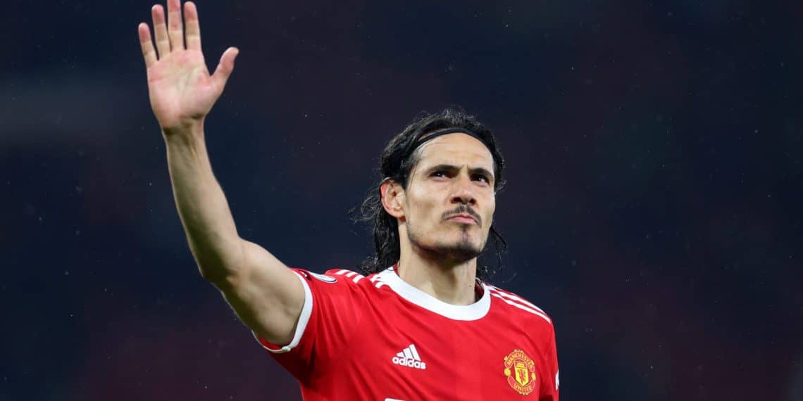 MANCHESTER, ENGLAND - MAY 02: Edinson Cavani of Manchester United acknowledges the fans after the Premier League match between Manchester United and Brentford at Old Trafford on May 02, 2022 in Manchester, England. (Photo by Catherine Ivill/Getty Images)