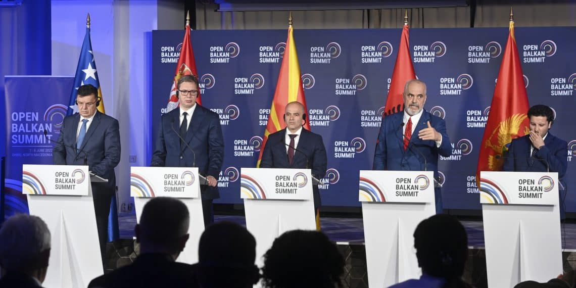 epa10002063 (L-R) Chairman of the Council of Ministers of Bosnia and Herzegovina Zoran Tegeltija, President of Serbia Aleksandar Vucic, North Macedonia's Prime Minister Dimitar Kovacevski, Prime Minister of Albania Edi Rama and Prime Minister of Montenegro Dritan Abazovic attend the joint press conference during the Open Balkan Summit in Ohrid, Republic of North Macedonia, 08 June 2022.  EPA-EFE/GEORGI LICOVSKI