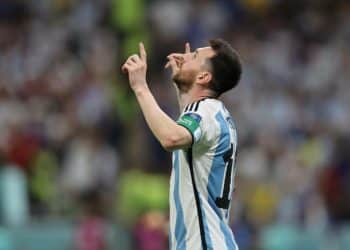 26th November 2022 Lusail Iconic Stadium, Lusail, Qatar FIFA World Cup, WM, Weltmeisterschaft, Fussball Football, Argentina versus Mexico Lionel Messi of Argentina celebrates scoring his sides 1st goal in the 64th minute to make it 1-0 PUBLICATIONxNOTxINxUK ActionPlus12453589 JohnxPatrickxFletcher