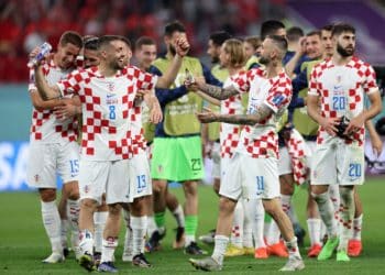 Soccer Football - FIFA World Cup Qatar 2022 - Group F - Croatia v Canada - Khalifa International Stadium, Doha, Qatar - November 27, 2022 Croatia's Mateo Kovacic and Marcelo Brozovic celebrate after the match REUTERS/Carl Recine