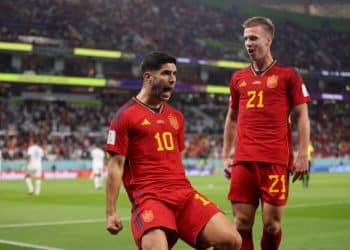 Soccer Football - FIFA World Cup Qatar 2022 - Group E - Spain v Costa Rica - Al Thumama Stadium, Doha, Qatar - November 23, 2022 Spain's Marco Asensio celebrates scoring their second goal with Dani Olmo REUTERS/Carl Recine