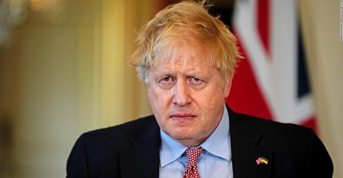 LONDON, ENGLAND - APRIL 07: British Prime Minister Boris Johnson welcomes The President Of Poland, Andrzej Duda (not shown) to Downing Street on April 07, 2022 in London, England. (Photo by Aaron Chown - WPA Pool/Getty Images)