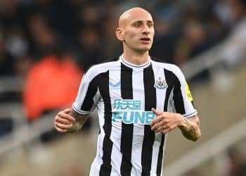 NEWCASTLE UPON TYNE, ENGLAND - OCTOBER 29: Newcastle United Jonjo Shelvey in action during the Premier League match between Newcastle United and Aston Villa at St. James Park on October 29, 2022 in Newcastle upon Tyne, England. (Photo by Stu Forster/Getty Images)