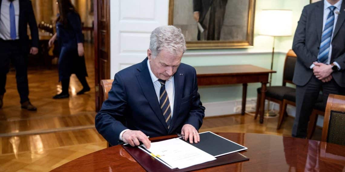 Finnish President Sauli Niinisto attends a meeting to sign Finland's national NATO legislation in Helsinki, Finland, March 23, 2023. Fanni Uusitalo/Finnish government/Handout via REUTERS    THIS IMAGE HAS BEEN SUPPLIED BY A THIRD PARTY