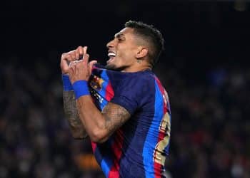 BARCELONA, SPAIN - FEBRUARY 05: Raphinha of FC Barcelona celebrates after scoring the team's third goal during the LaLiga Santander match between FC Barcelona and Sevilla FC at Spotify Camp Nou on February 05, 2023 in Barcelona, Spain. (Photo by Alex Caparros/Getty Images)