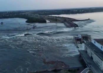 TOPSHOT - This handout picture released by the state-owned company Ukrhydroenergo shows the Kakhovka hydroelectric dam which was damaged in Nova Kakhovka, near Kherson, on June 6, 2023. A Russian-held dam in southern Ukraine was damaged on June 6, with Kyiv and Moscow accusing each other of blowing it up while locals were forced to flee rising waters. The dam was partially destroyed by "multiple strikes", Moscow-installed authorities claimed just as expectations were rising over the start of Ukraine's long-awaited offensive. (Photo by Handout / AFP) / RESTRICTED TO EDITORIAL USE - MANDATORY CREDIT "AFP PHOTO / Ukrhydroenergo " - NO MARKETING NO ADVERTISING CAMPAIGNS - DISTRIBUTED AS A SERVICE TO CLIENTS