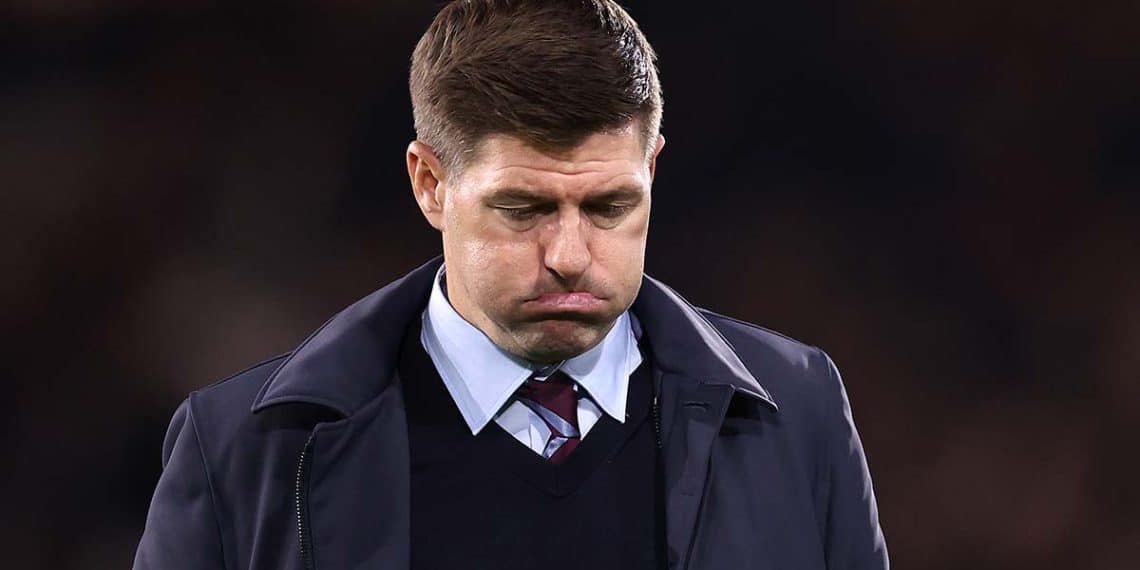 LONDON, ENGLAND - OCTOBER 20: Steven Gerrard, Manager of Aston Villa, walks from the ground after  the Premier League match between Fulham FC and Aston Villa at Craven Cottage on October 20, 2022 in London, England. (Photo by Ryan Pierse/Getty Images)