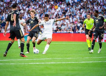 Jude Bellingham Real Madrid in action during the football match between Real Madrid and Union Berlin valid for the matchday 01 of the Uefa Champions League played at Santiago Bernabeu stadium on September 20, 2023 in Madrid, Spain PUBLICATIONxNOTxINxITA Copyright: xAlbertoxGardin/IPAxSportx/xipa-ax/xx IPA_40439752 IPA_IPA40439752